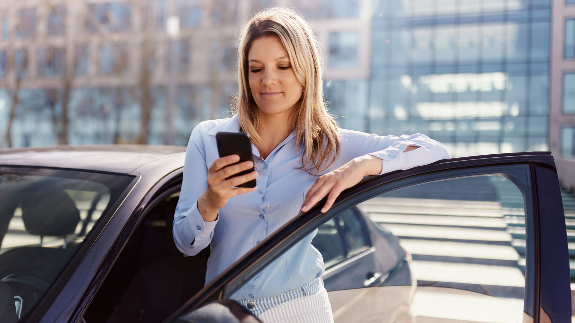Image de l'article: Assurance auto en ligne : Économisez sur votre contrat dès maintenant - Actualités assurance auto JeSwitch