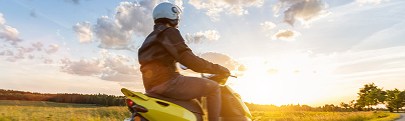 Image de l'article: Moto verte assurance : Protégez votre passion en roulant serein - Actualités assurance moto JeSwitch